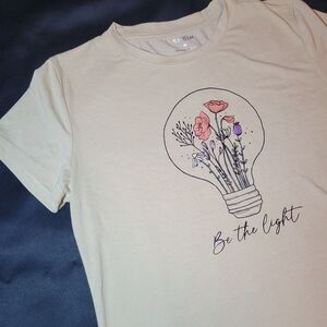 SHEIN Inspiring Floral Be the Light T-Shirt Size Medium Pink Purple Nature Lover